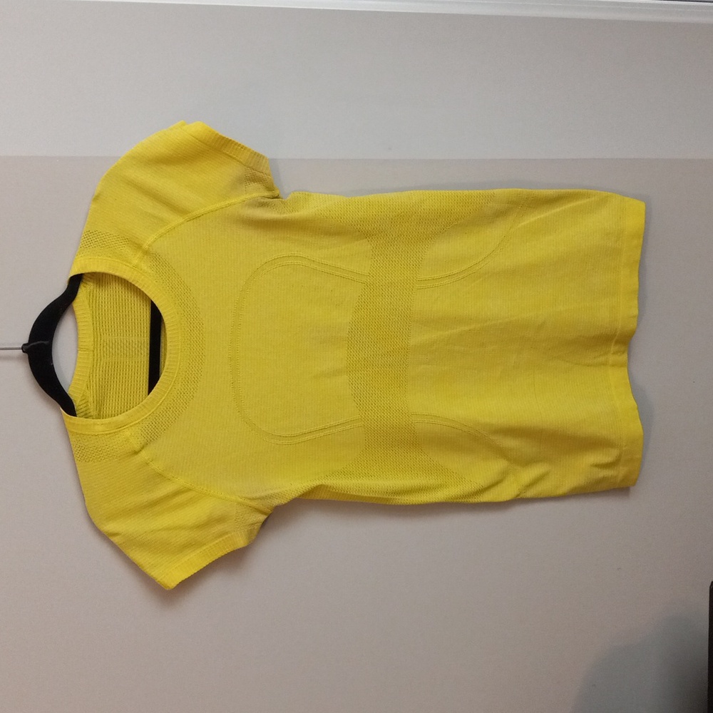 Lululemon top